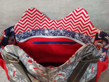 Load image into Gallery viewer, Shopping Tote - Wonder Woman
