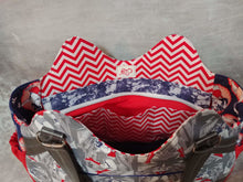 Load image into Gallery viewer, Shopping Tote - Wonder Woman
